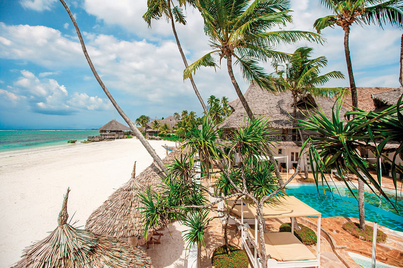 Dream’s Bay Beach Hotel 3