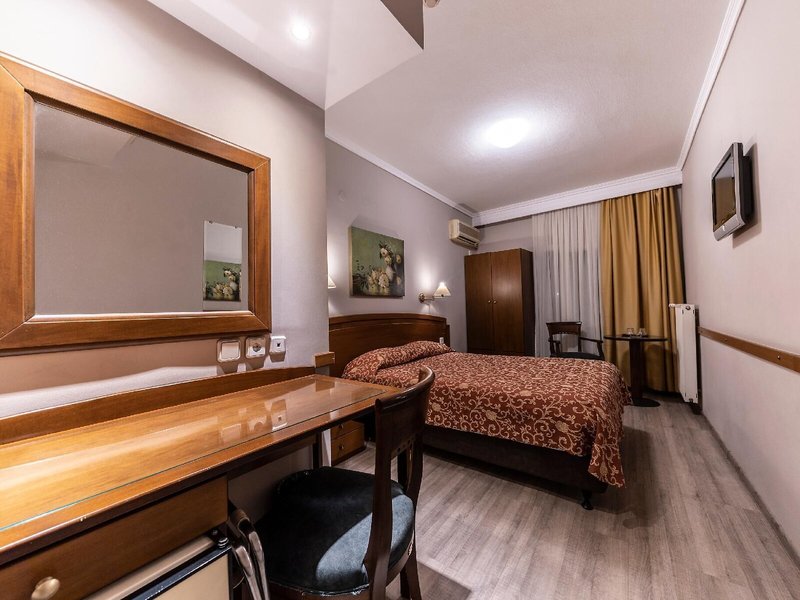 Vergina Hotel 28
