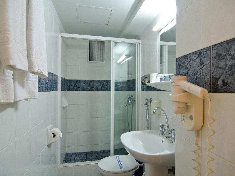 Vergina Hotel 33