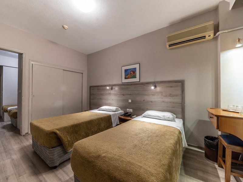 Vergina Hotel 41