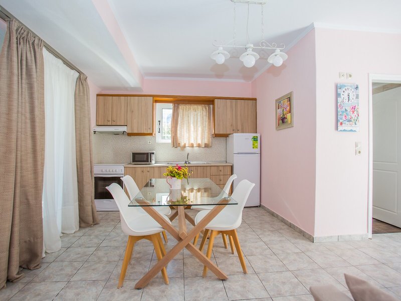 Laura Beach House 17