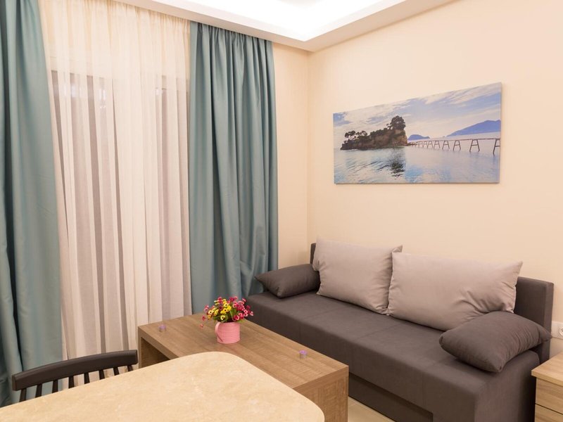 Laura Beach House 26