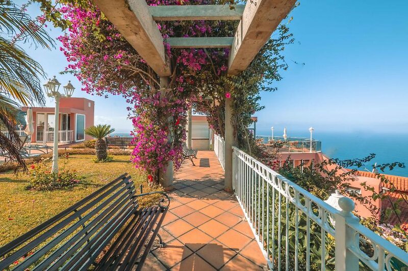 Hotel Ocean Gardens 13