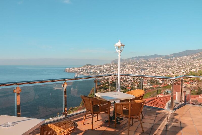 Hotel Ocean Gardens 18