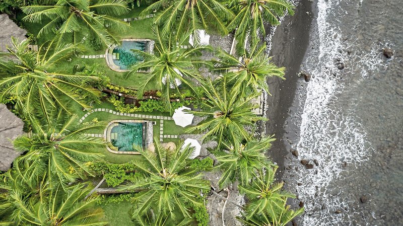 Alam Anda Ocean Front Resort & Spa 2