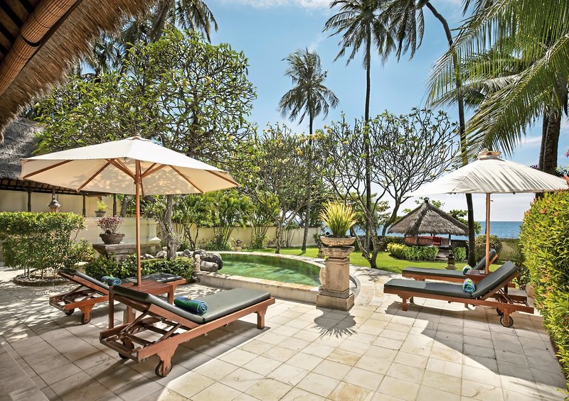 Alam Anda Ocean Front Resort & Spa 12