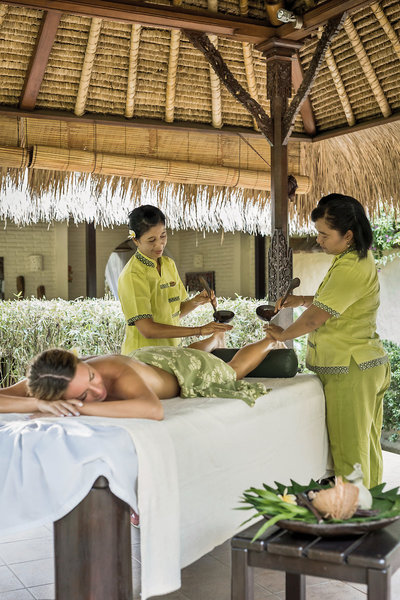 Alam Anda Ocean Front Resort & Spa 18