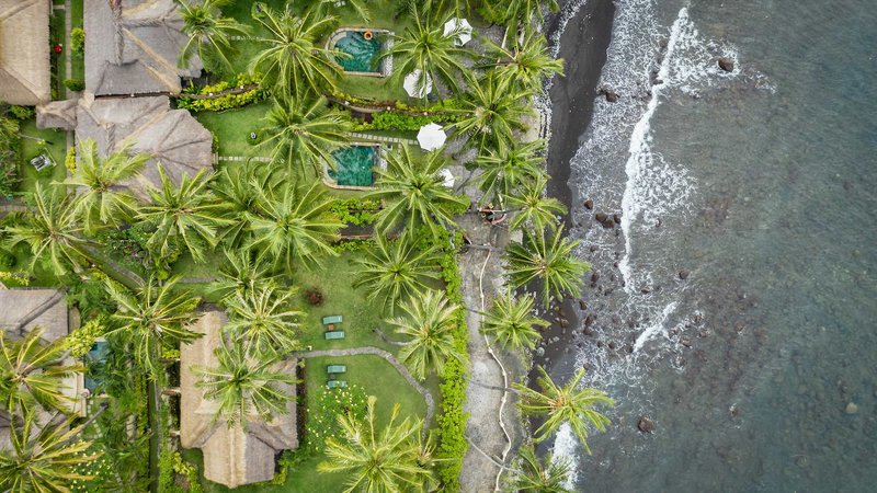 Alam Anda Ocean Front Resort & Spa 13