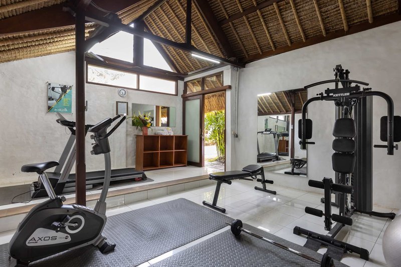 Alam Anda Ocean Front Resort & Spa 35