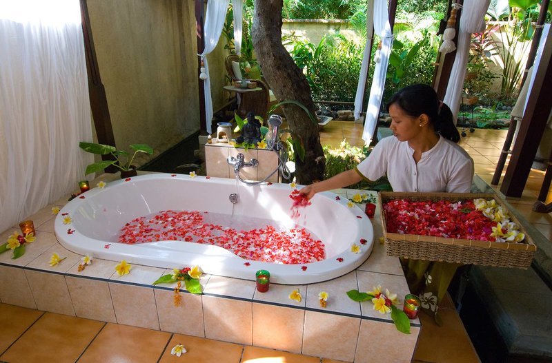 Alam Anda Ocean Front Resort & Spa 46