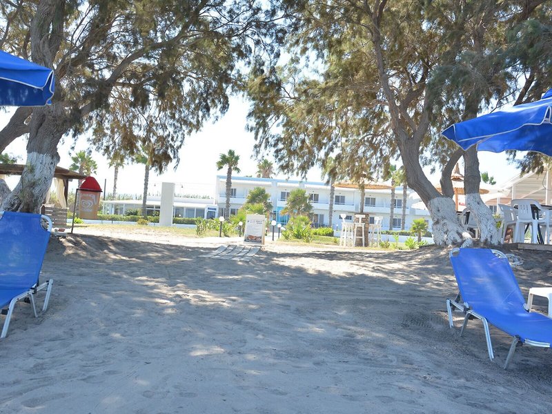 Costa Angela Seaside Resort 16