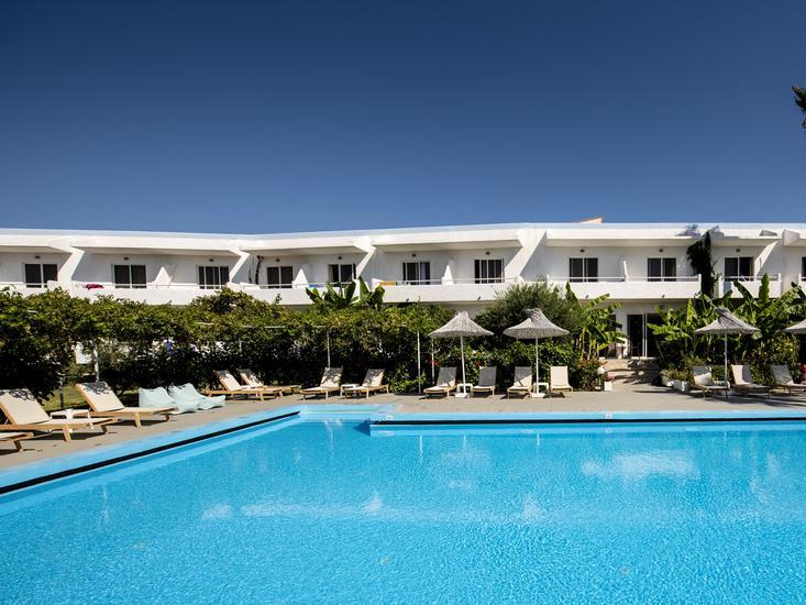 Costa Angela Seaside Resort 2