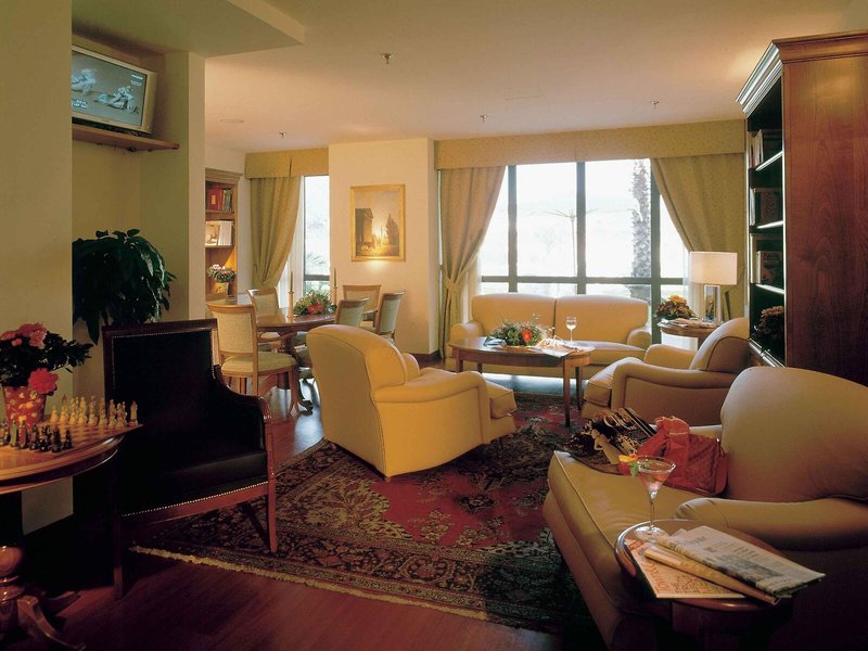 Mercure Rome Leonardo da Vinci Airport 23
