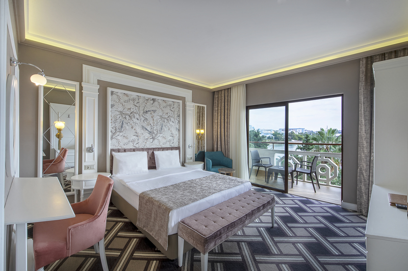 UTOPIA Resort & Residence 25