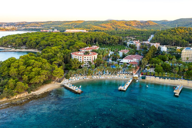 UTOPIA Resort & Residence 40