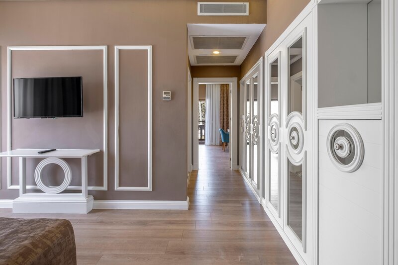 UTOPIA Resort & Residence 43