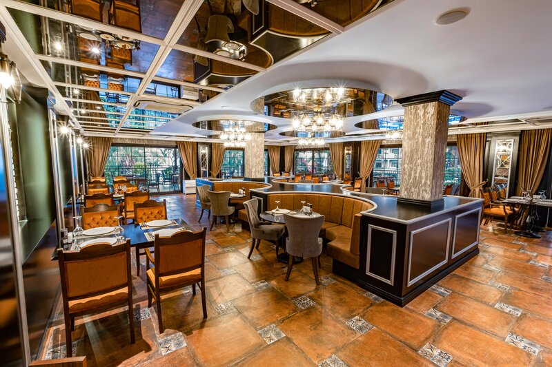 UTOPIA Resort & Residence 56