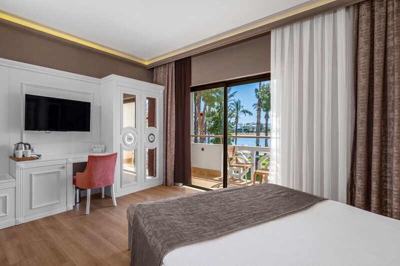 UTOPIA Resort & Residence 79