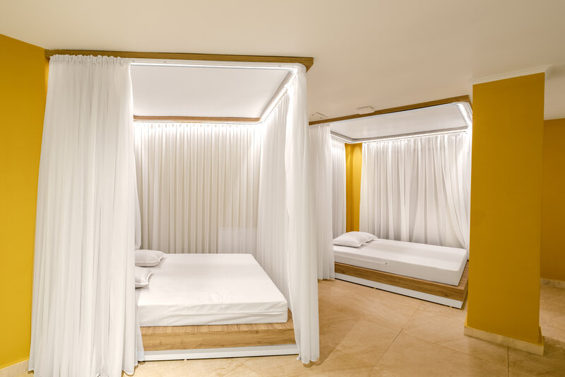 UTOPIA Resort & Residence 30