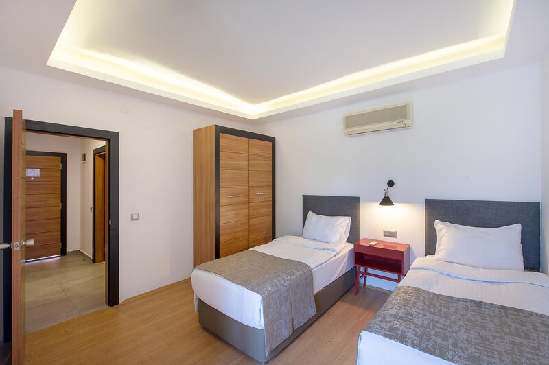 UTOPIA Resort & Residence 77