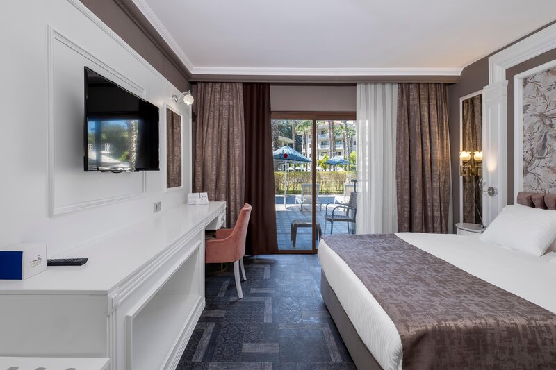 UTOPIA Resort & Residence 83