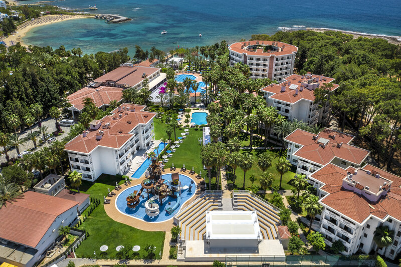 UTOPIA Resort & Residence 2