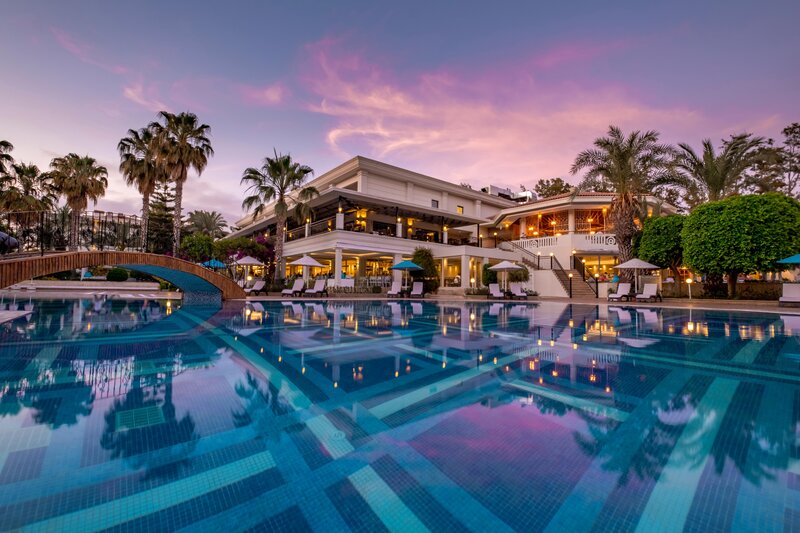 UTOPIA Resort & Residence 3