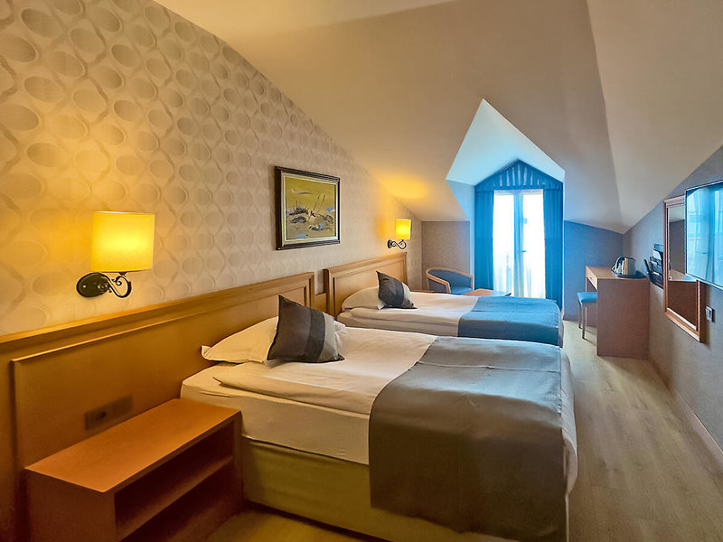 Alba Resort Hotel 5