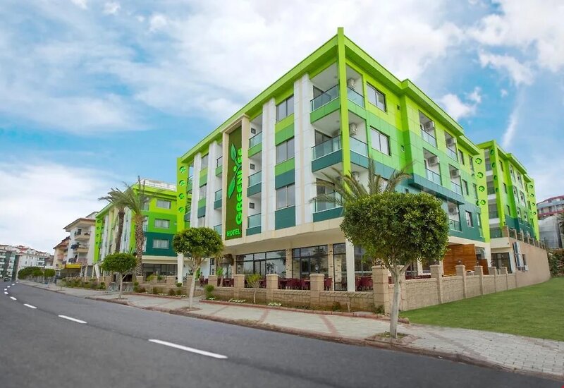 Green Life Hotel 2