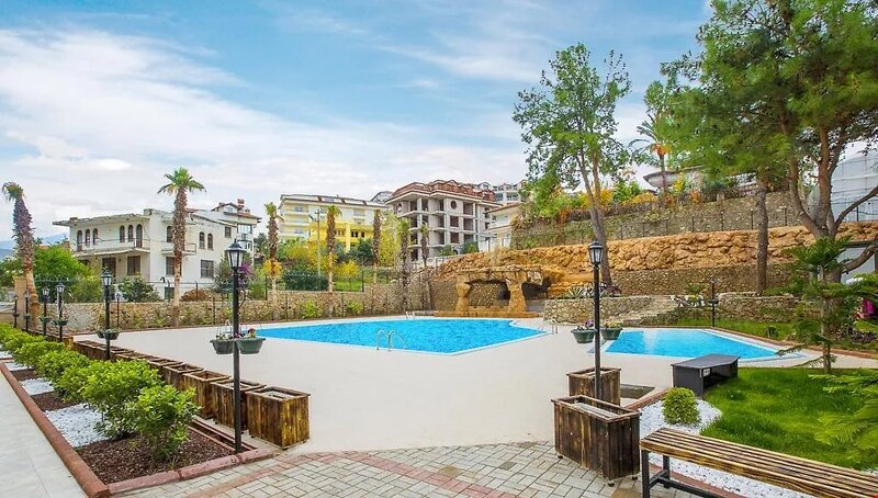 Green Life Hotel 8