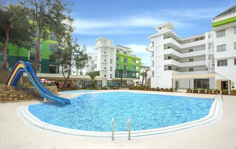 Green Life Hotel 9