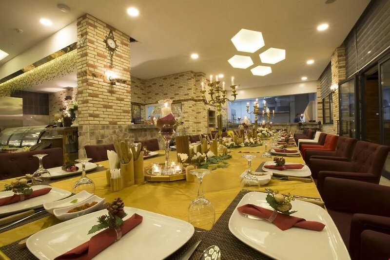Green Life Hotel 10