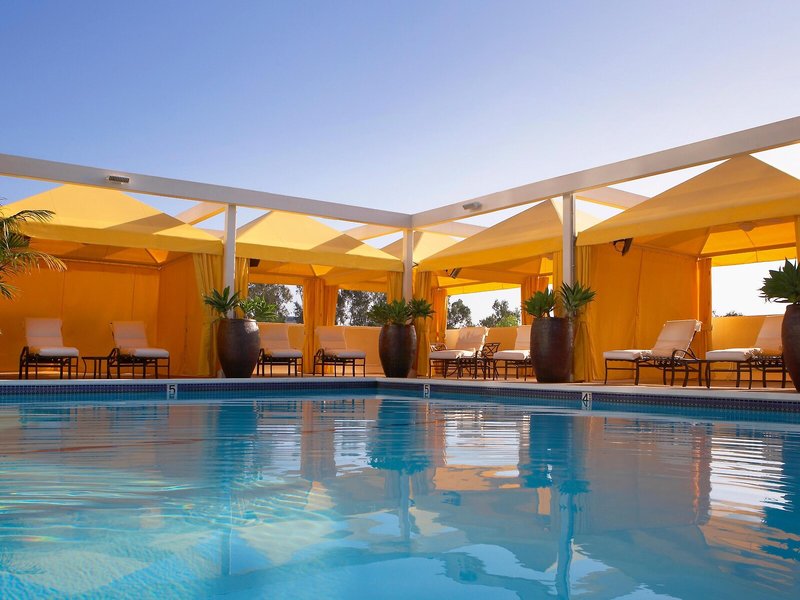 Renaissance Newport Beach  9