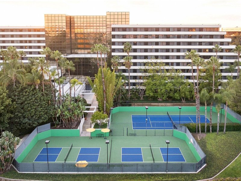 Renaissance Newport Beach  30