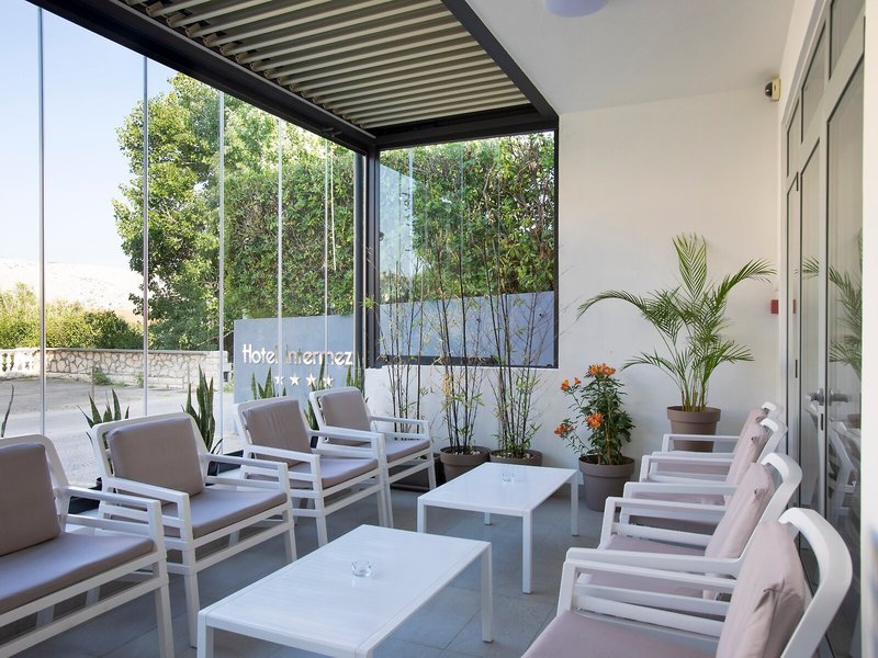 Boutique Hotel Intermezzo 9