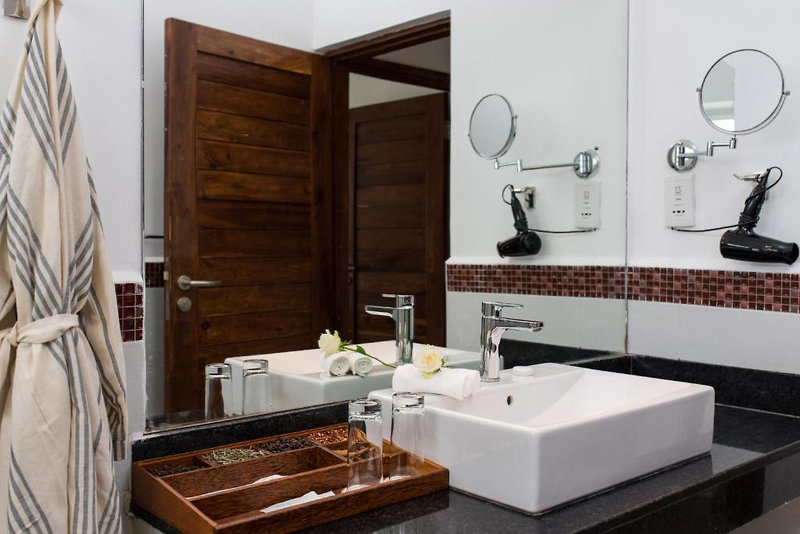 Nungwi Dreams by Mantis 6