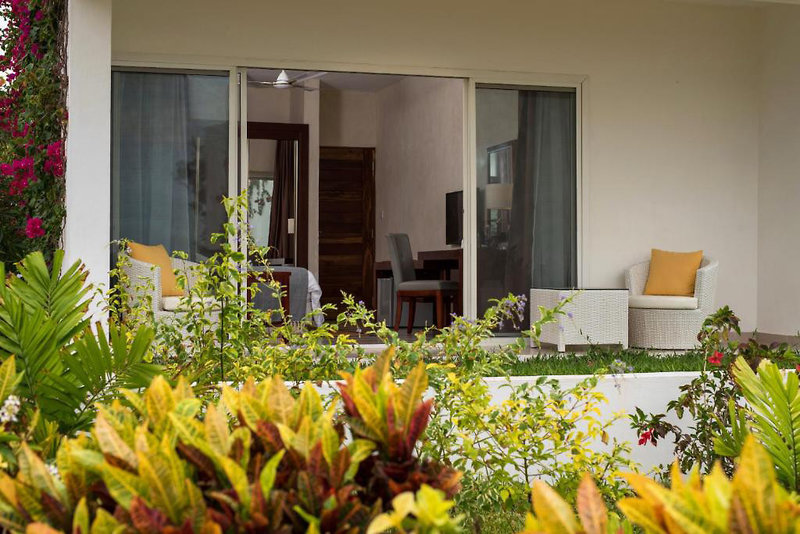 Nungwi Dreams by Mantis 11