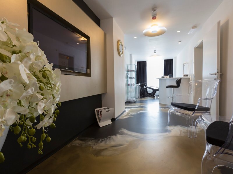 B Gold Luxury Rooms 11