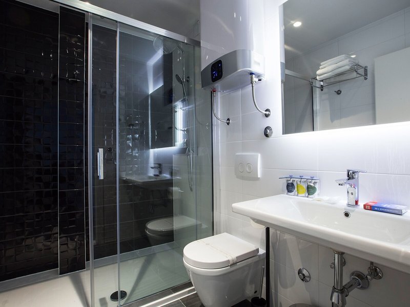 B Gold Luxury Rooms 15