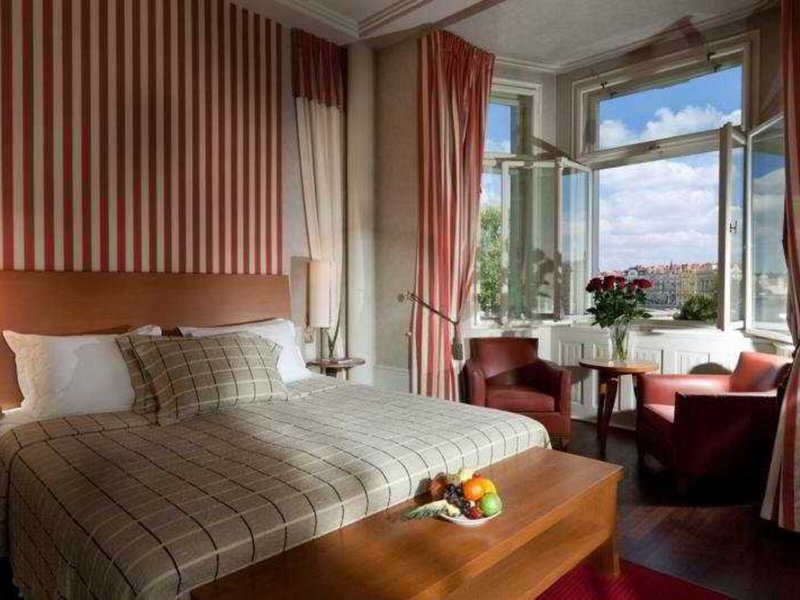 Mamaison Riverside Prague 23