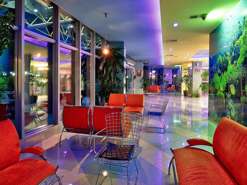 Aqua Hotel Burgas 10