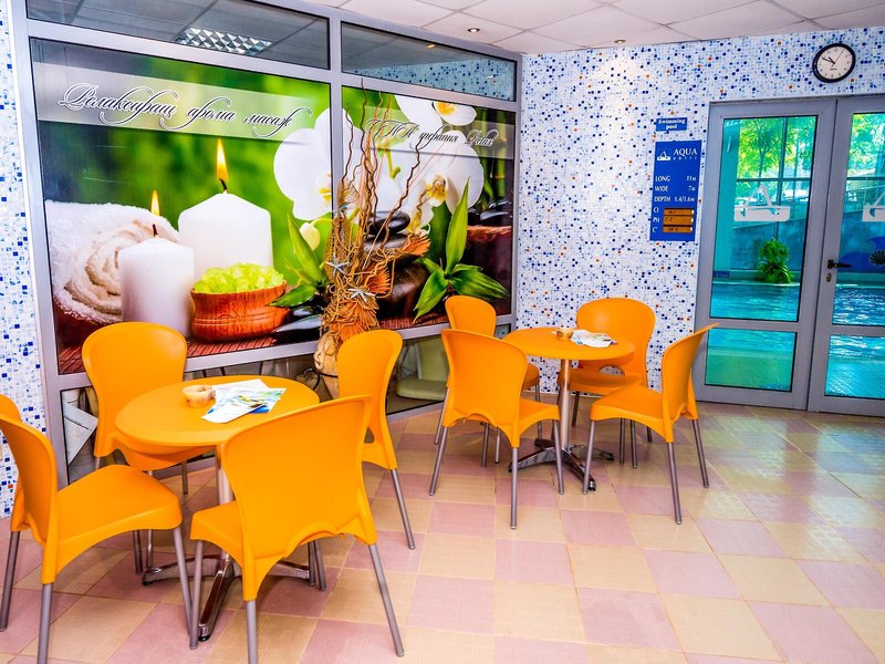 Aqua Hotel Burgas 13