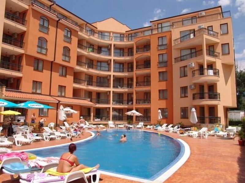 Efir Aparthotel 5