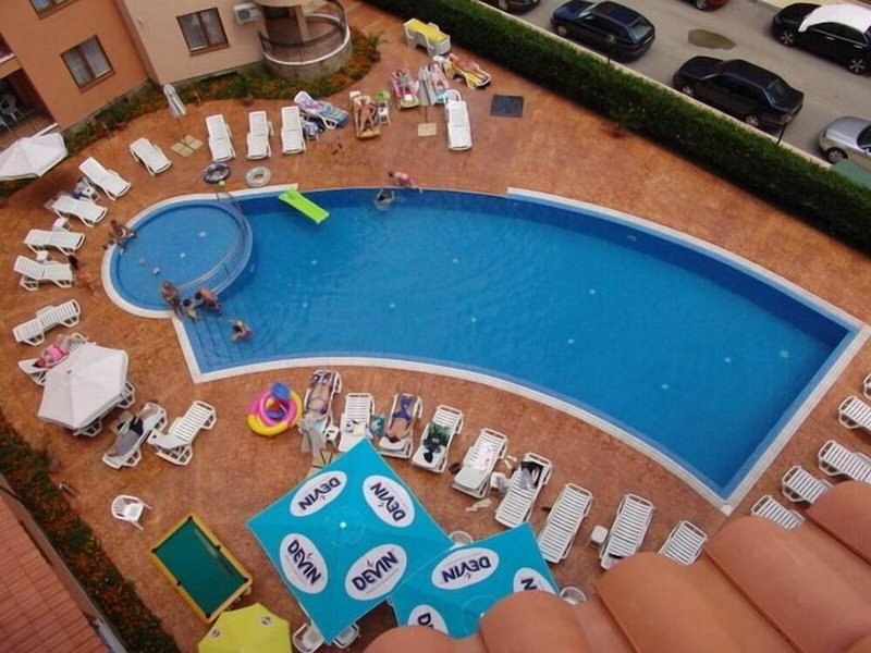 Efir Aparthotel 7