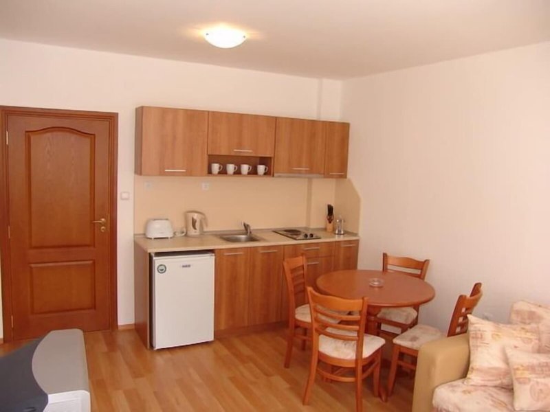 Efir Aparthotel 19