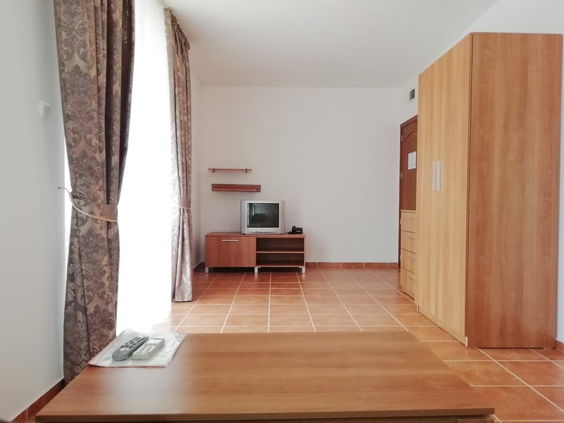 Efir Aparthotel 29