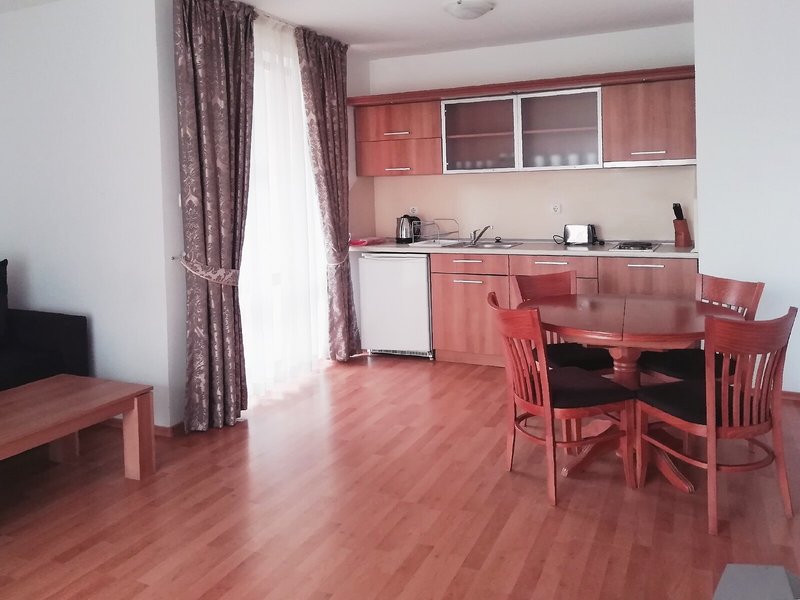Efir Aparthotel 35