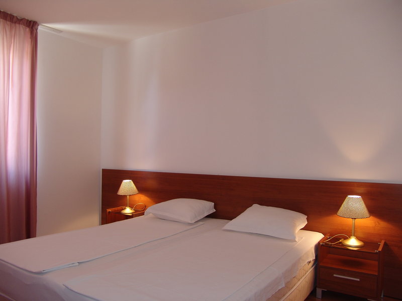 Aparthotel Efir 2