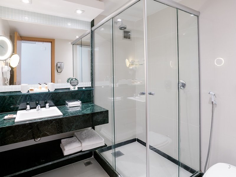 Arena Copacabana 45 - Bathroom Example
