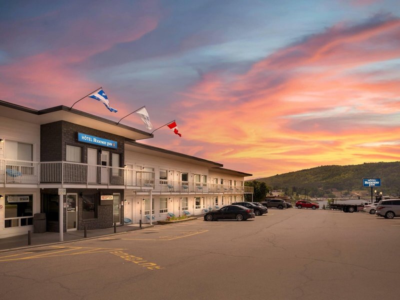 Rodeway Inn 4